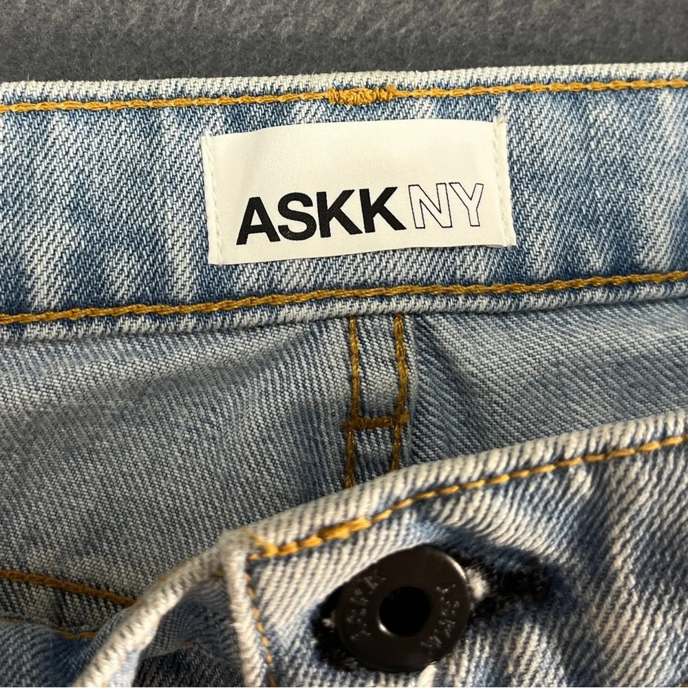ASKK NY Cropped Light Denim Dre Carrot Jeans - Picture 10 of 12